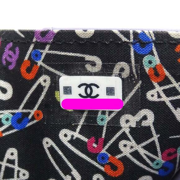 CHANEL Purple Caviar Leather Wallet - Picture 6 of 12